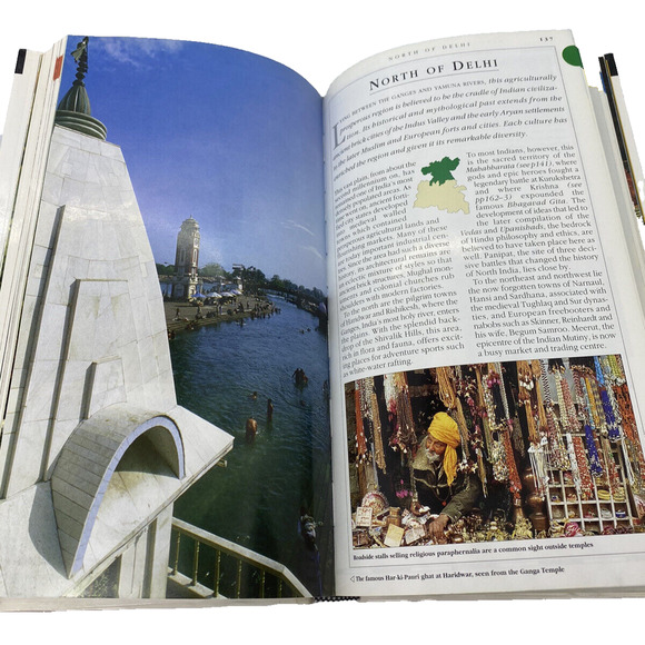 Delhi, Agra and Jaipur: Dorling Kindersley Travel Guides 2000 Paperback 1st Ed. - Picture 8 of 9